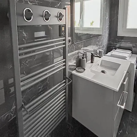 La Du Festival * Cannes